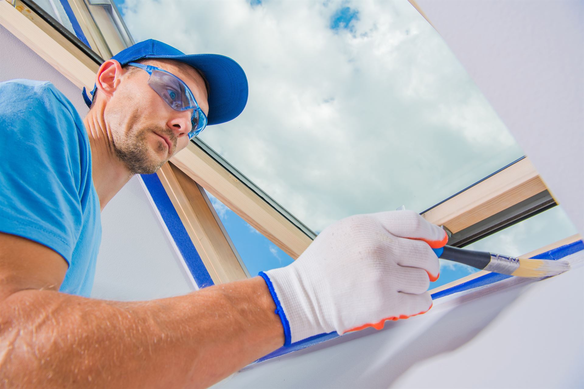 room-painter-in-action-2022-12-16-11-41-47-utc
